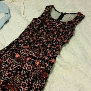 NWOT Xhilaration dress with designs